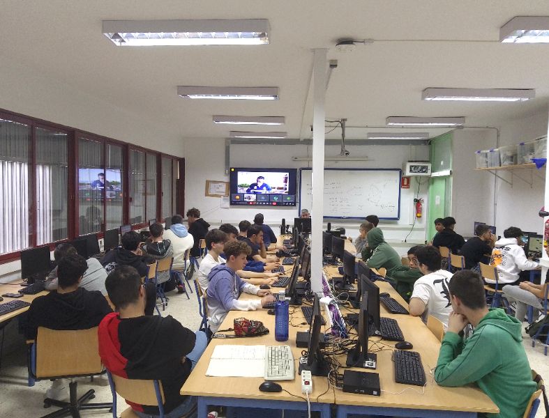 Charla Empresa Omnium Lab